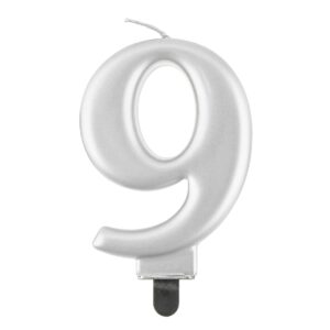 Świeczka cyfra 9 srebrna metaliczna 9 cm